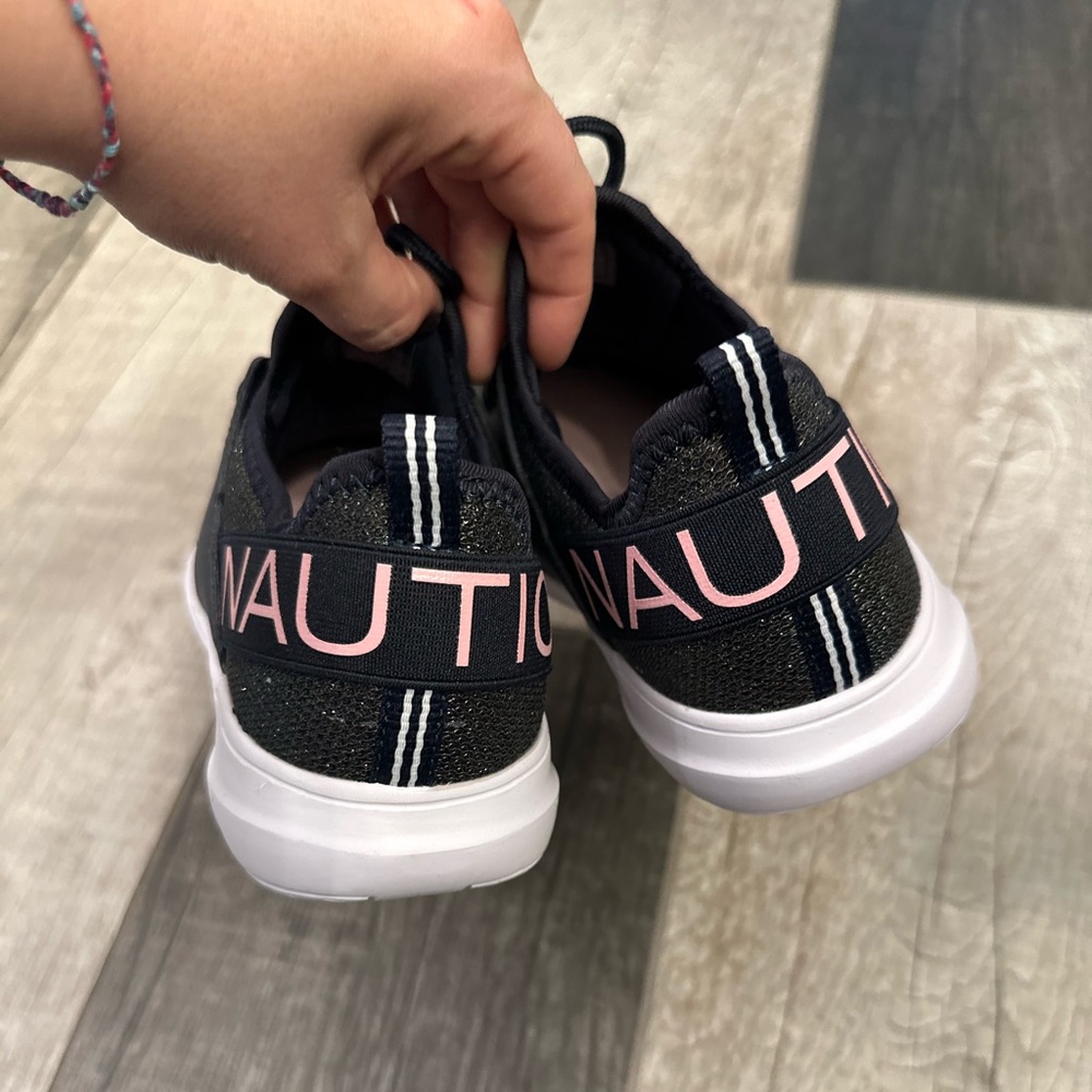 Brand New Gorgeous Nautica Rainbow Iridescent Slide on Girls Gym Shoes 5 - Picture 4 of 13